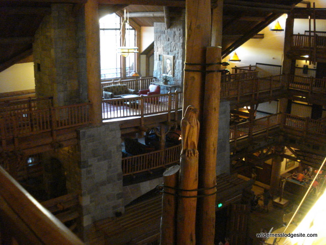 Seating areas on 5th and 4th Floors